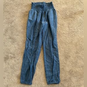 Hatch joggers size small